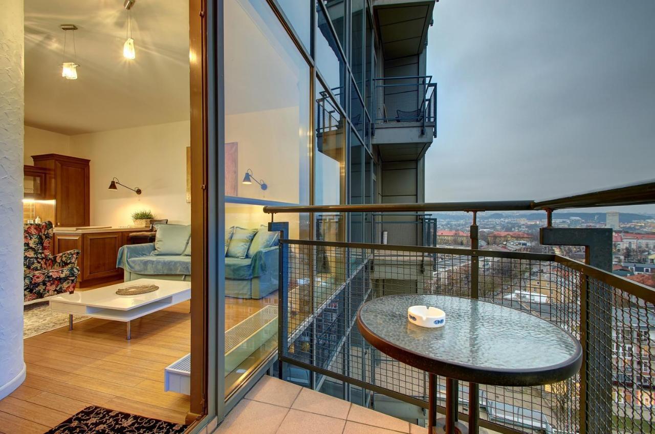 Helios 19 Luxury Vilnius Apartment 외부 사진